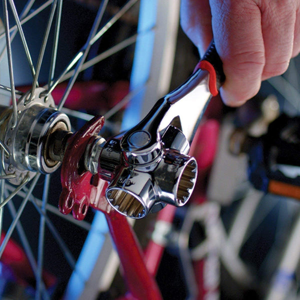Multi-functional Universal Wrench Socket